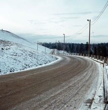 Vägen ned från Högdalstoppen. Vy åt väster