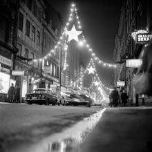 Regeringsgatan norrut. Julbelysning