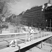 Tegelbacken mot Vasagatan. Viadukten under arbete
