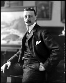 Porträtt av målare Thorolf Holmboe