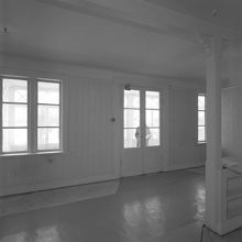 Bällsta Gård. Rum 112 mot 106
