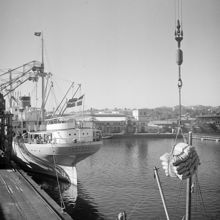 Frihamnen. Lastning och lossning