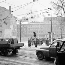 Korsningen Sturegatan - Humlegårdsgatan sedd mot kv. Ladugårdsgrinden