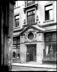 Klarabergsgatan 31, portal