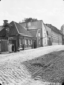Bondegatan 14-8 västerut. Nuv. Bondegatan 28-18