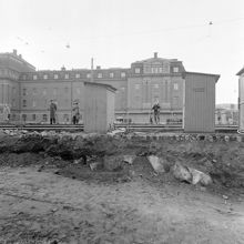 Sänkning av gatunivån på Vasagatan. Centralstationen i fonden