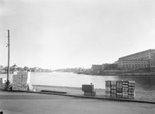 Utsikt mot Strömmen och Skeppsbron från Strömgatan