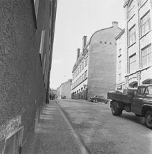 Lästmakargatan västerut, nr 18 t.h.