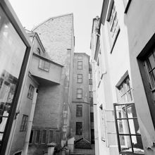 Norra Smedjegatan 34, gården. Här ligger Gallerian idag