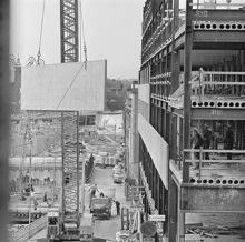Vattugatan västerut från Brunkebergstorg 7. Tidigare kv. Frigga, nu kv. Skansen