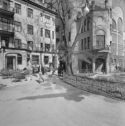 Drottninggatan 88. Centralbadets gårdsfasader