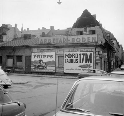 Arbetarboden i korsningen Olofsgatan /Tunnelgatan. (nuv. Olof Palmes gata)