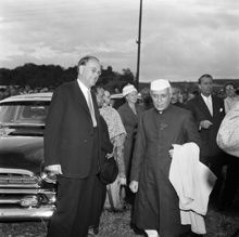 Statsminister Tage Erlander tillsammans med Indiens förste premiärminister Jawaharlal Nehru