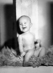 Porträtt av ett litet barn, vid namn Bengtsson