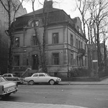 Östermalmsgatan 40 mot hörnet Villagatan 8