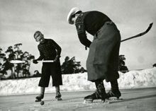 Stadshagens idrottsplats: Bandyinstruktion sportlovsveckan 21-26 februari 1944