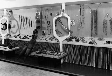Utställning i Nessim 1952-1953