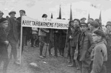 Arbetarbarnens förbund under en första majdemonstration