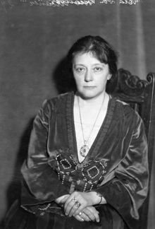 Porträtt av Vera von Kraemer, författare och journalist