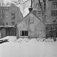 Eira sjukhus nedlagt 1955. Hus vid muren