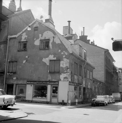 Harald Löfbergs AB, Textilaffär i korsningen Målargatan - Appelbergsgatan