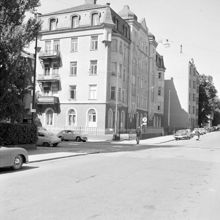 Hörnet Floragatan 9  t.v. och Östermalmsgatan 46, 44 och 42