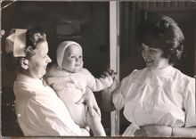 Sköterskor och barn på Föreningen Barnavärn