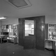 Stockholms Stadsbibliotek. Rum 202, dörr mot 203