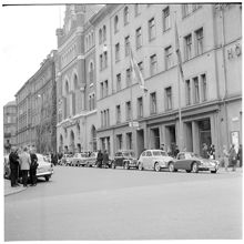 Östermalmsgatan från hörnet av Nybrogatan
