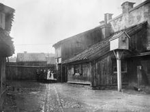 Götgatan 83, gårdssidan. Då kv. Beiers Trädgård, nu kv. Obelisken