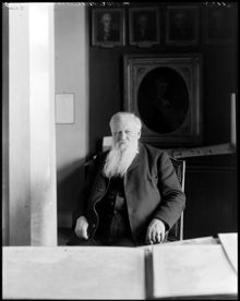 Porträtt av riksantikvarien Hans Hildebrand