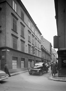 Beridarbansgatan 20-18 söderut från Konstfackskolan. T.v. Mäster Samuelsgatan 45, t.h. Mäster Samuelsgatan 47