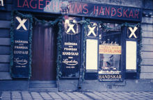 Butiken Lagerholms Handskar, vid Malmskillnadsgatan 3, före rivning