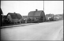 Kvarteret Fliten vid Skarpnäcksvägen i Pungpinans småstugeområde
