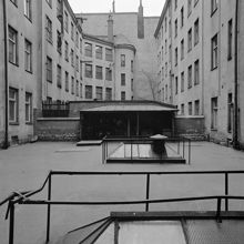 Surbrunnsgatan 53. Gården