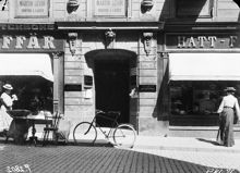 Portal till Drottninggatan 8