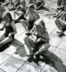 Älvsjöbadet: Torrsim 1943