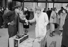 Centralstationen. De svenska medlemmarna i Antarktisexpeditionen är åter hemma