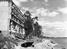 Hässelby Strand, Strandliden. Ny bebyggelse uppförs längs stranden