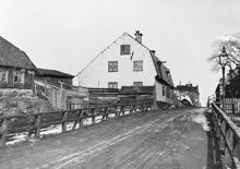 Åsögatan österut. T.v. gården vid Åsögatan 1. Idag Åsögatan 85