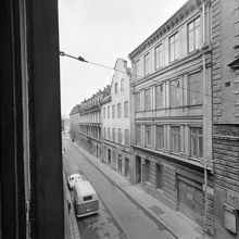 Herkulesgatan västerut. Från höger kvarteret Elefanten 6, 9, 10, 14 och 1