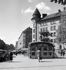 Tunnelbanenedgång stn S:t Eriksplan. Entré S:t Eriksgatan/Torsgatan