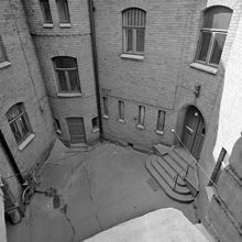 Östermalmsfängelset. Gården