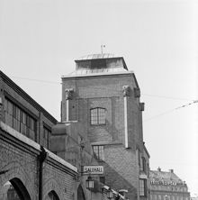 Kungsgatan 67. Centralsaluhallen, detaljer av fasaden. Nuv. Kungsbron 23, kv. Blekholmen