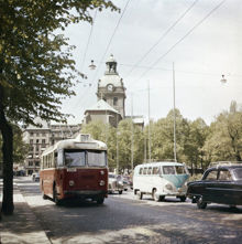 Trådbuss på linje 91 på Arsenalsgatan 1956