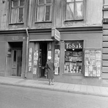 Tobaksaffär vid Vattugatan 11.