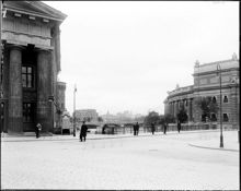 Södra sidan av Mynttorget med Stallbron