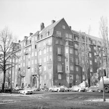 Hörnet Karlavägen 11 och Engelbrekts kyrkogata 1 t.h.