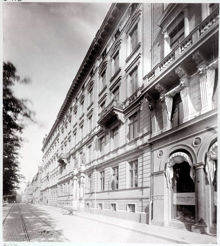 Kungsträdgårdsgatan  2 B