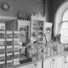 Linnégatan 67. Augusta Janssons karamellbutik